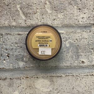 New BareMinerals Matte Foundation Golden Medium